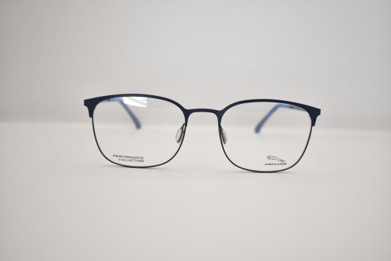 Preview: 33836 (3100)