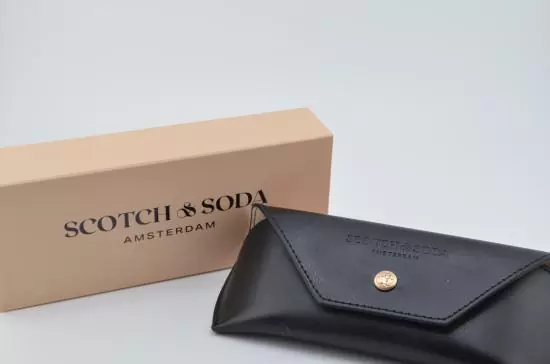 Scotch & Soda Softcase Etui - Farbe Schwarz + Tuch