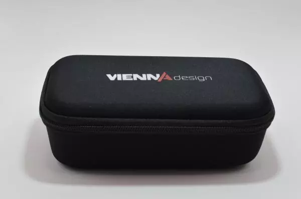 Vienna Design Softcase Etui - Farbe Schwarz