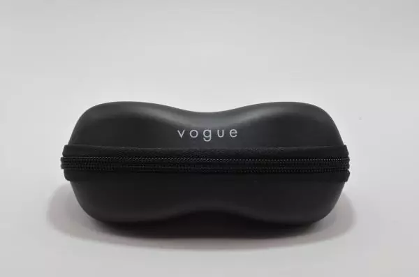 Vogue Softcase Etui - Farbe Schwarz