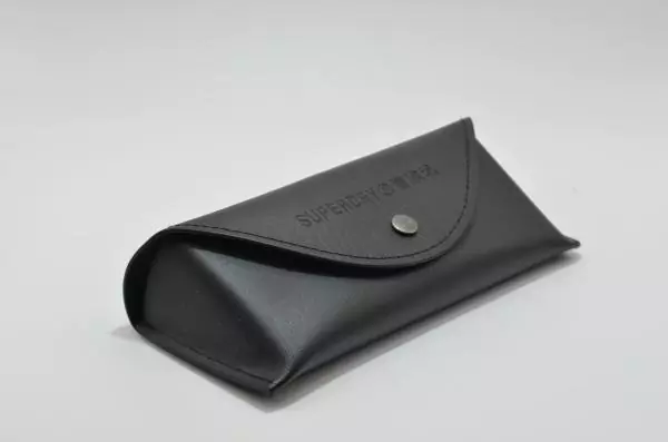 Superdry Softcase Etui - Farbe Schwarz