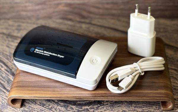 Kapak Elektronischer UV-C Hörgerätetrockner und Luftentfeuchter (Trockenbox)