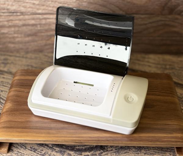 Kapak Elektronischer UV-C Hörgerätetrockner und Luftentfeuchter (Trockenbox)