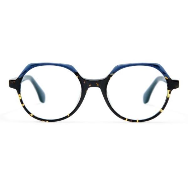 GIGI STUDIOS ILA (Havanna)