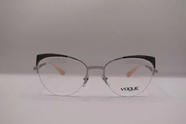 Vogue VO4153 (323)