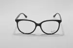 Die Brille RB4378V gibt es auch in der Farbe Schwarz