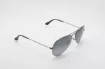 Die Brille RB3025 AVIATOR gibt es auch in der Farbe Gun