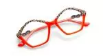 Die Brille KKV582 gibt es auch in der Farbe Rot